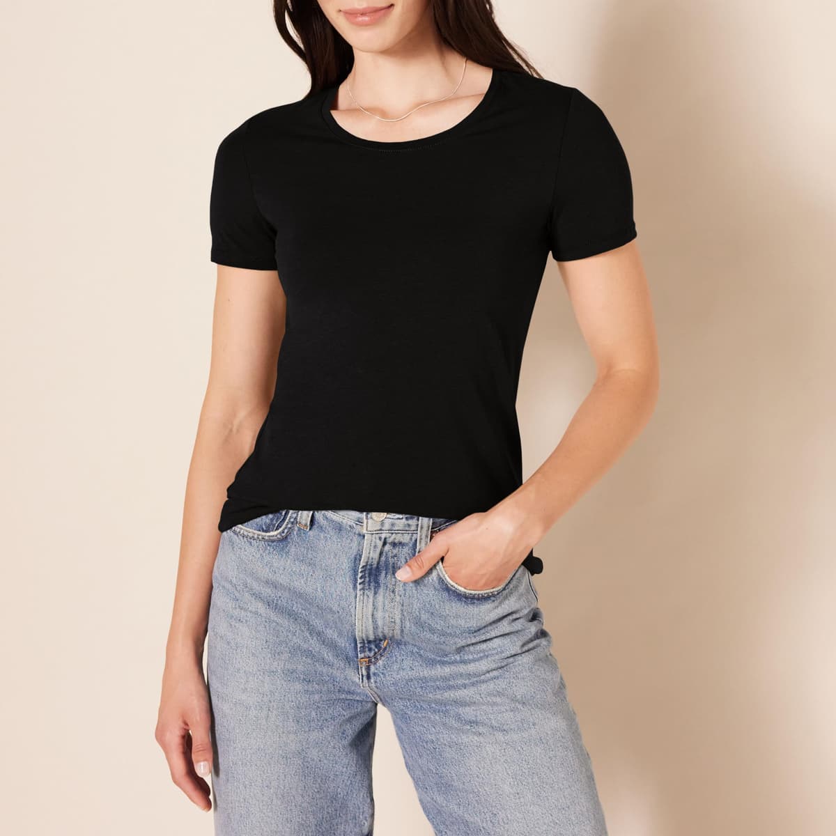 Amazon Essentials Women's Regular-Fit Short-Sleeve T-Shirt (Crewneck and V-Neck Options), Multipacks — view 334