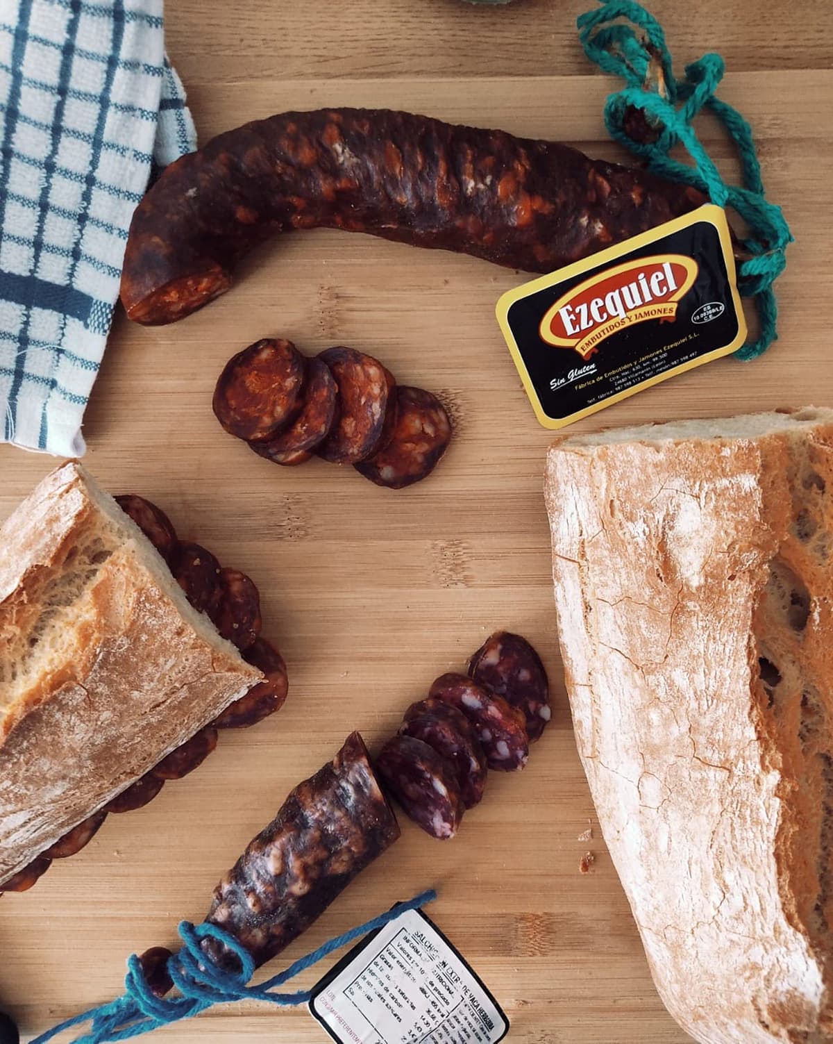 Embutidos Ezequiel Chorizo Picante de León, 425 Gramos — view 5