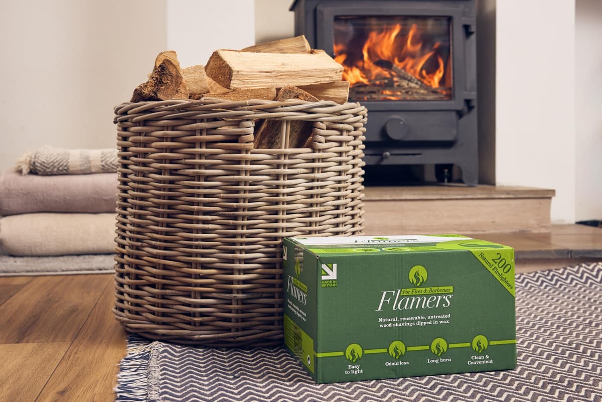 4 x 200 Flamers Natural Fire Lighters for Wood Burner Firepit Bbq Pizza Oven Fireplace Chimenea Barbecue Fire Starter - Firestarter for Kiln Dried Kindling Log Coal Charcoal Briquette — view 4