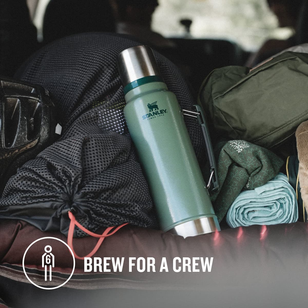 Stanley 1913 Classic Legendary Thermal Flask 1.9L - Keeps Hot Or Cold for 45 Hours - BPA-Free Insulated Bottle - Stainless Steel Coffee Flask - Leakproof - Dishwasher Safe - Green — view 5