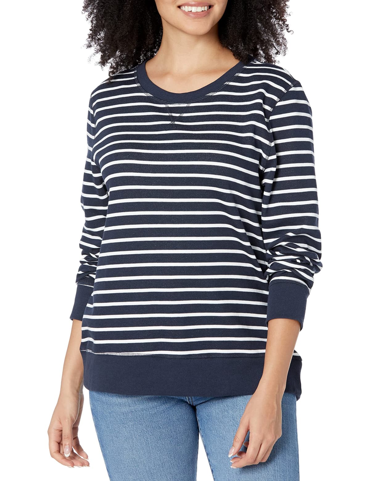 Amazon Essentials Mujer Sudadera con Cuello Redondo de Forro Polar (Disponible en Tallas Grandes) — view 56