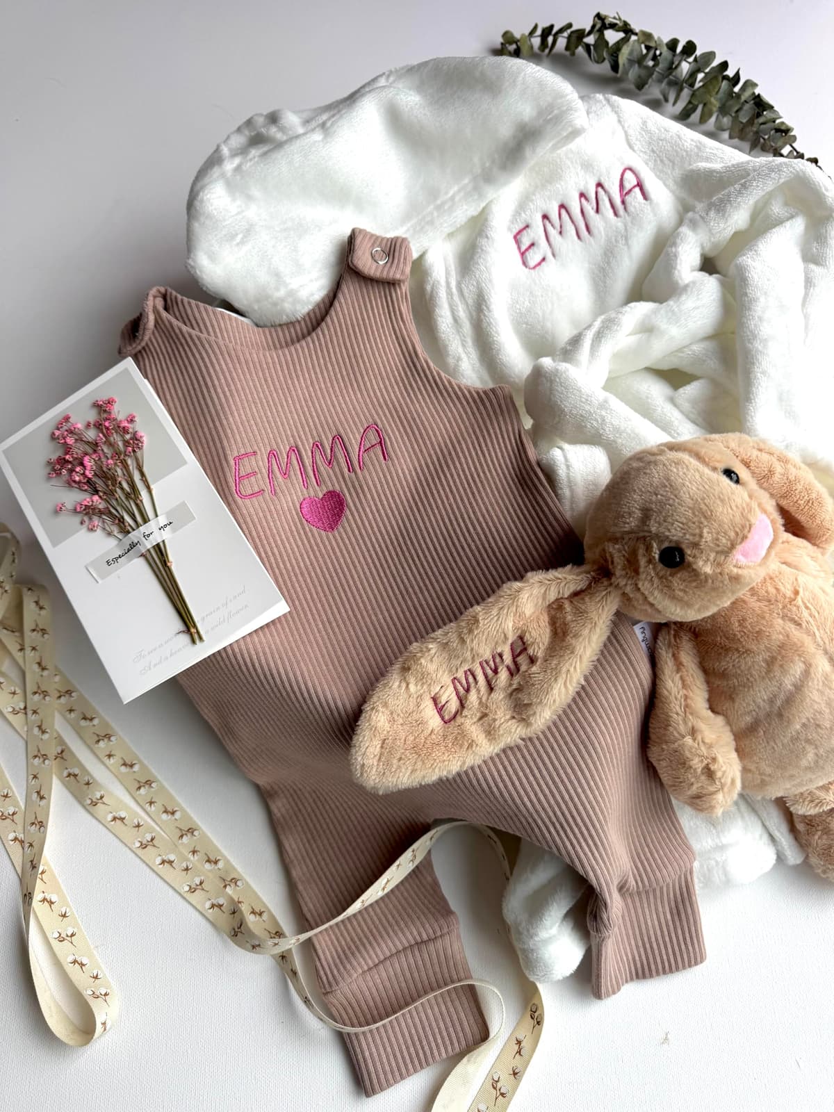 Personalised Baby Gift Set with Box or Without for Baby Boy or Baby Girl, Perfect for Baby Shower Gifts & Christenings with Gift Message Card Ready to Gift (Option 3, 3-6 Months) — view 2