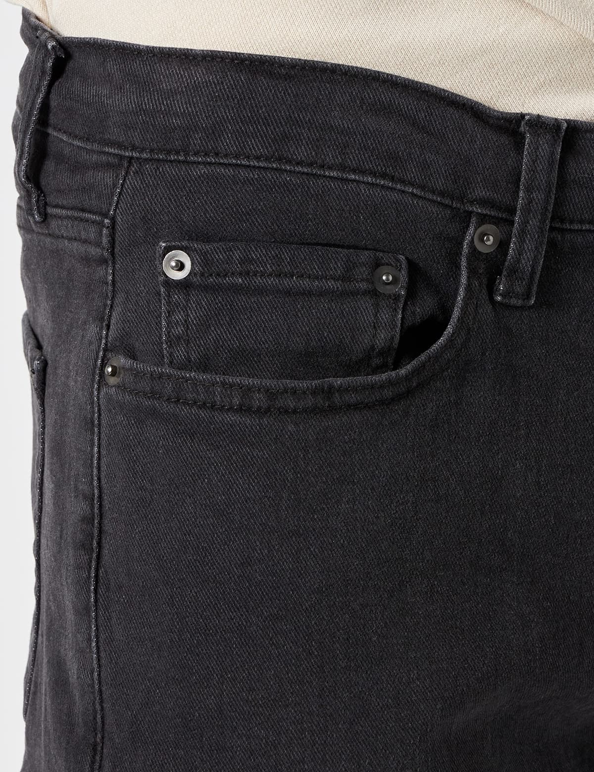 Amazon Essentials Men's Athletic-Fit Stretch Jeans - Discontinued Colours — view 3
