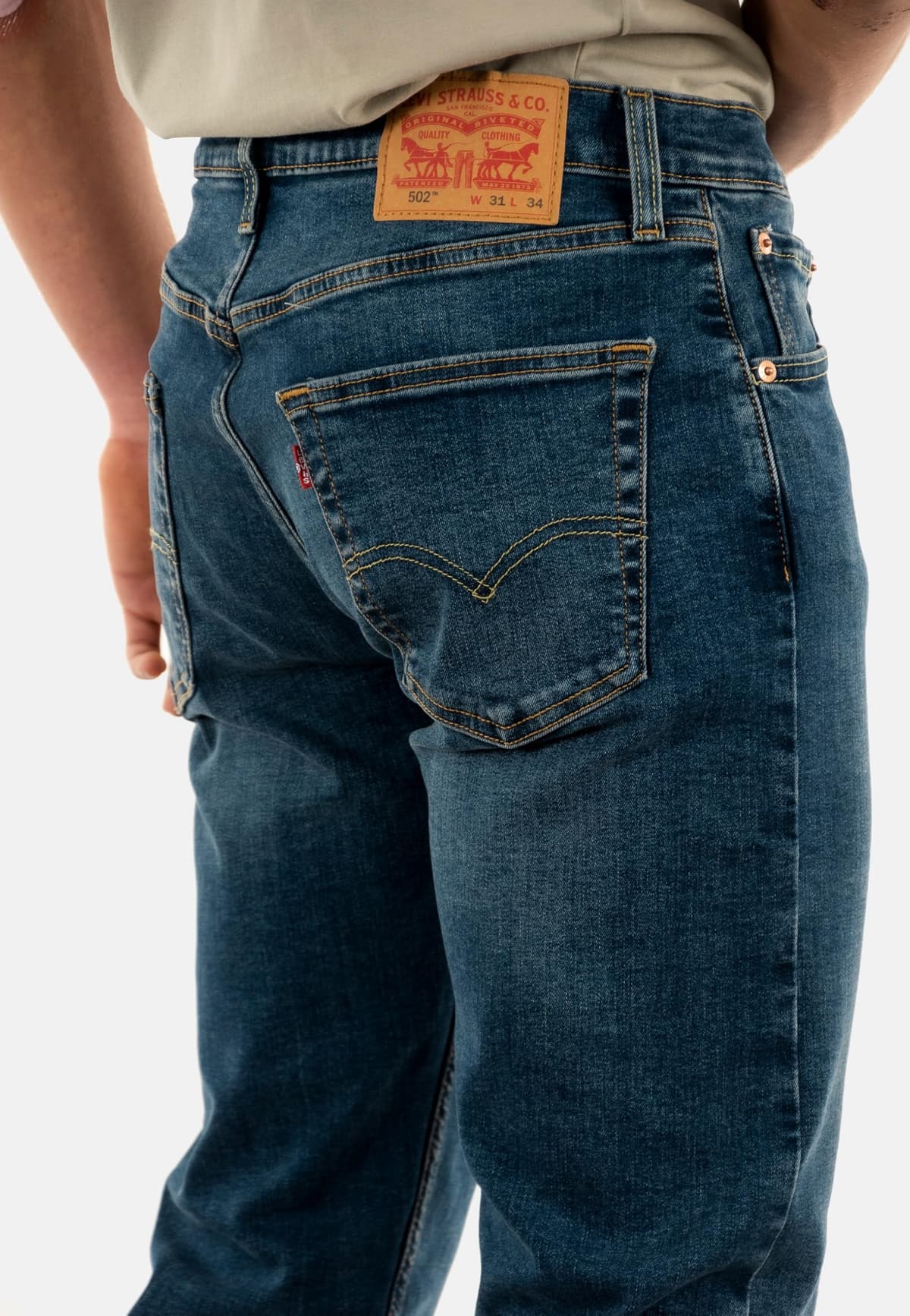 Levi's 502 Taper Vaqueros Hombre — view 115