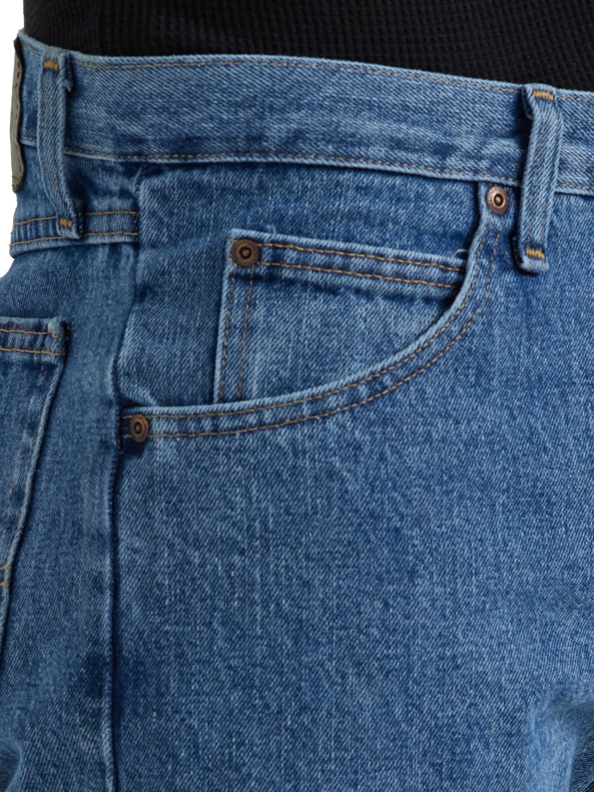 Wrangler Authentics Men's Classic 5-Pocket Relaxed Fit Flex Jean — view 15
