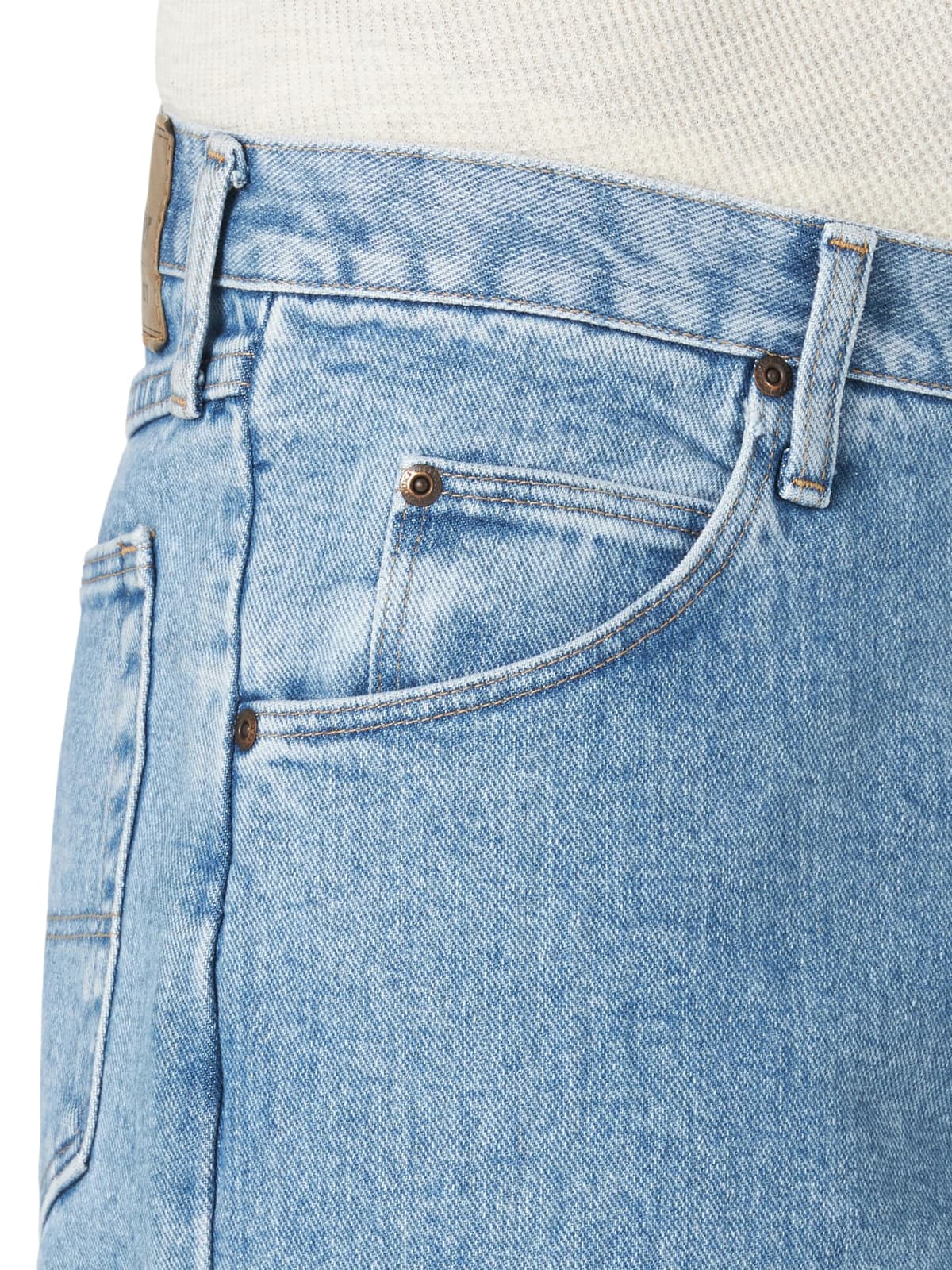 Wrangler Authentics Men's Classic 5-Pocket Relaxed Fit Flex Jean — view 5