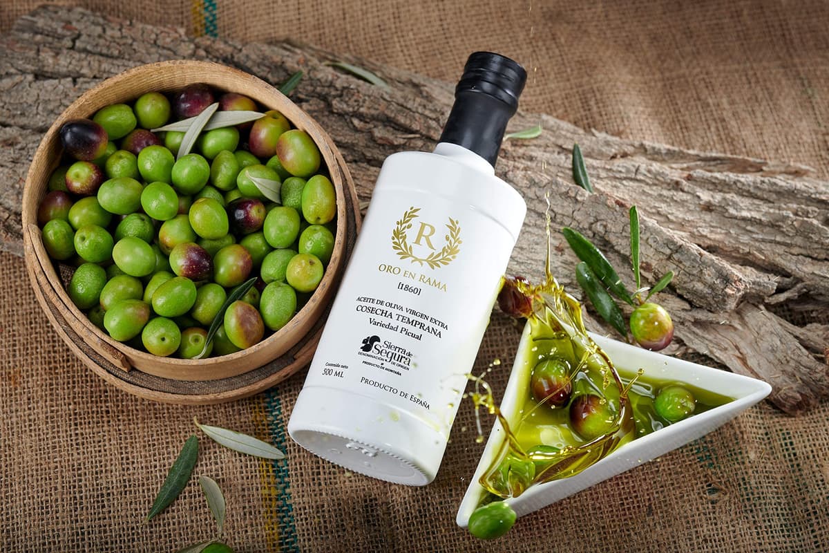 ORO EN RAMA | Extra Virgin Olive Oil Picual de Jaén | NEW HARVEST 25/26 | Best Early Harvest Green EVOO Prize | DOP Sierra de Segura | Intense fruity flavor — view 5