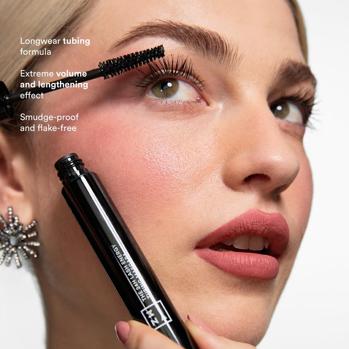 3INA MAKEUP - The 24H Lash Energy Tubing Mascara 900 - Black Mascara for Volume and Length - With Panthenol - Long Lasting — view 3