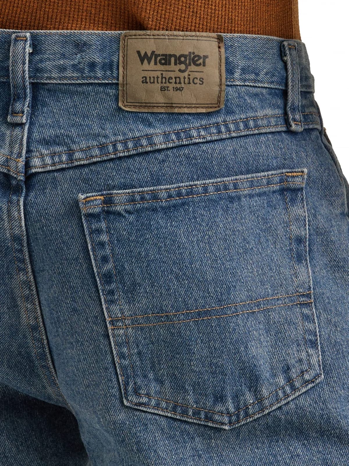 Wrangler Authentics Men's Classic 5-Pocket Relaxed Fit Flex Jean — view 63