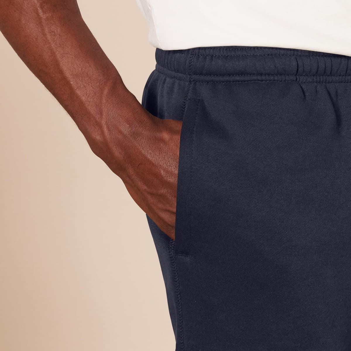 Amazon Essentials Pantalones Deportivos de Forro Polar con Parte Inferior Abierta (Disponibles en Tallas Grandes y Largos Especiales) Hombre — view 3