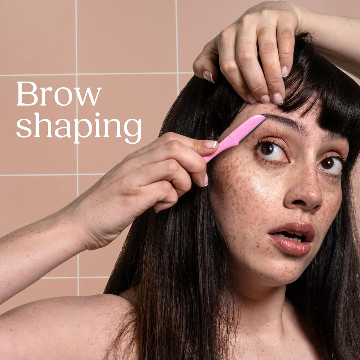 WILKINSON SWORD - Intuition Eyebrow Shaper for Women | Facial Hair Remover and Trimmer | Exfoliating Dermaplaning Tool | Pack of 5 Disposable Razors — view 3