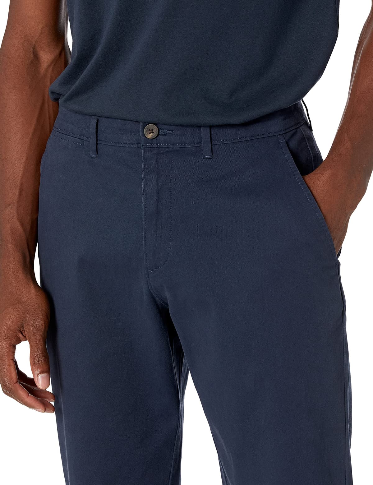 Amazon Essentials Pantalones Informales de Estilo Chino, Elásticos y de Corte Clásico Hombre — view 3