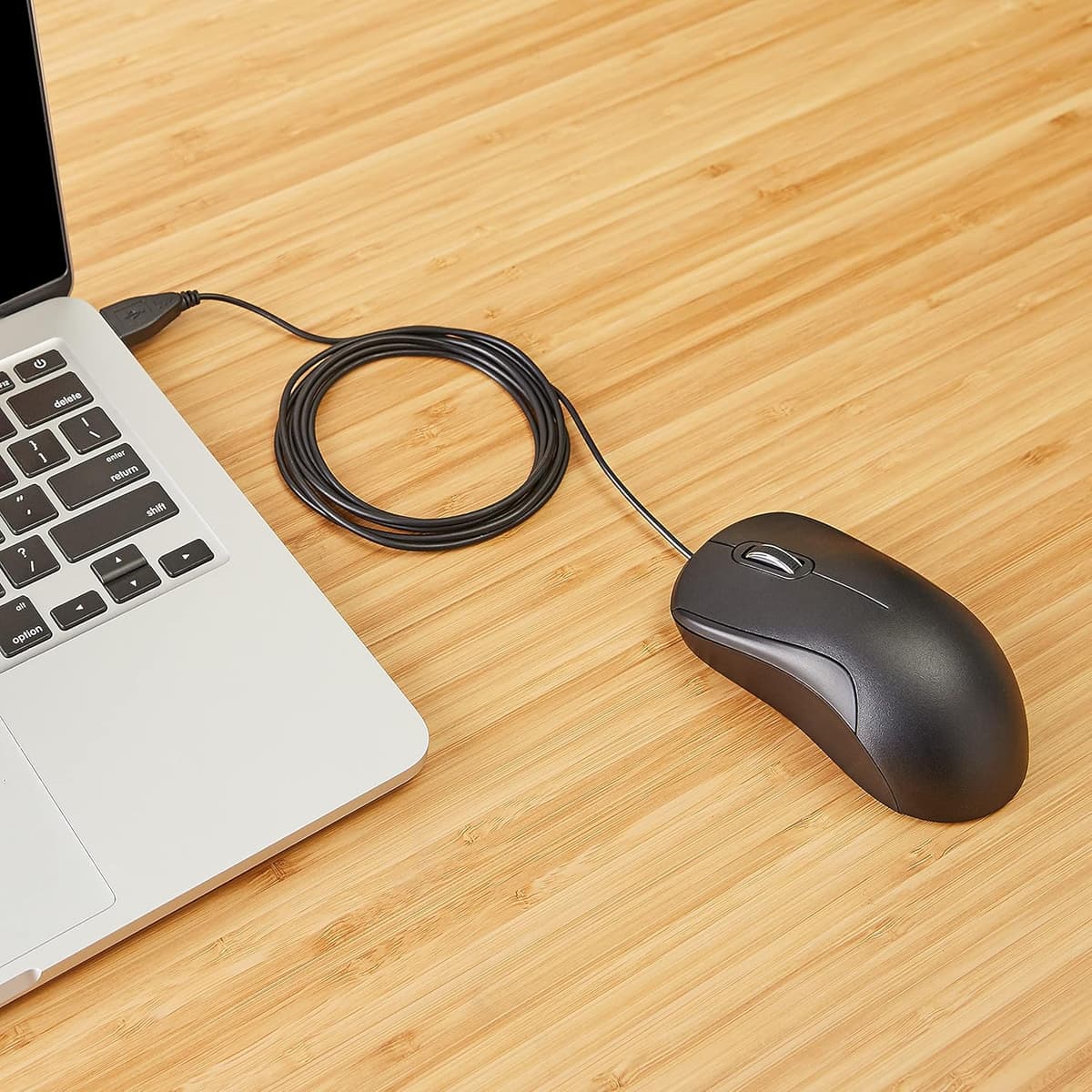 Amazon Basics 3-Button USB Wired Quiet Mouse – Standard, Black — view 5