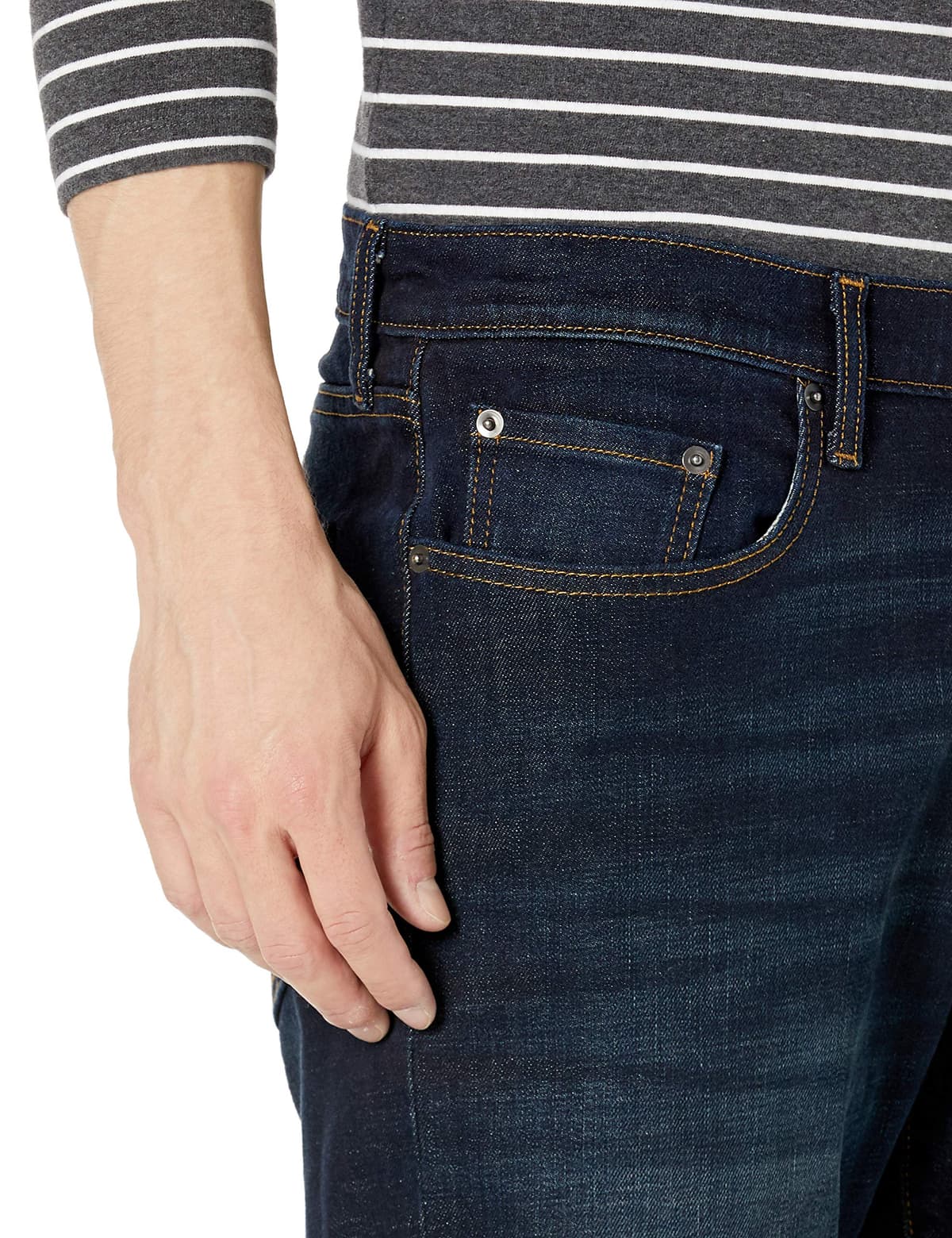 Amazon Essentials Men's Athletic-Fit Stretch Jeans - Discontinued Colours — view 3