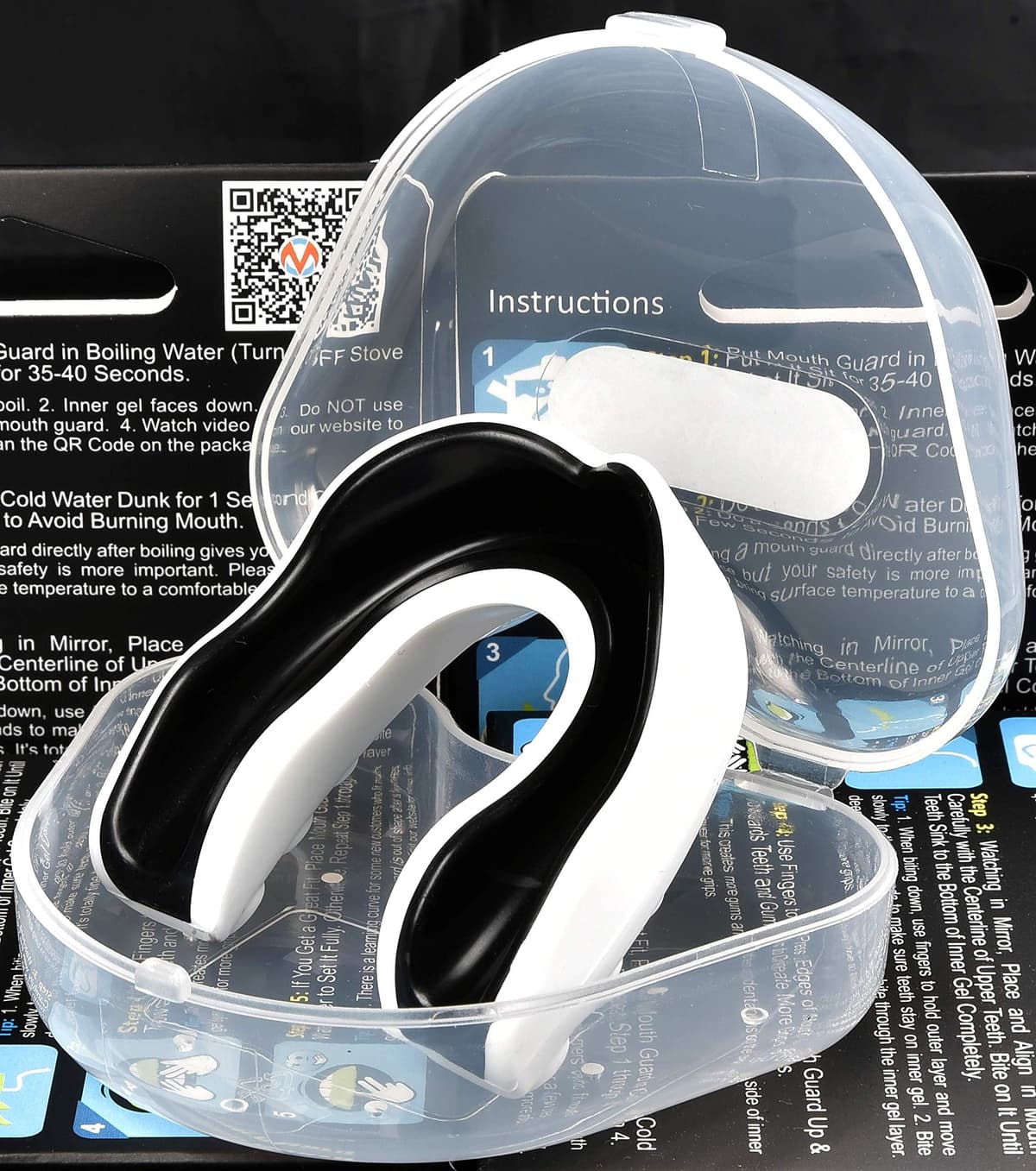Oral Mart Vampiro colmillo Protector bucal con Estuche ventilado para Karate, Boxeo, Combate, Taekwondo — view 3