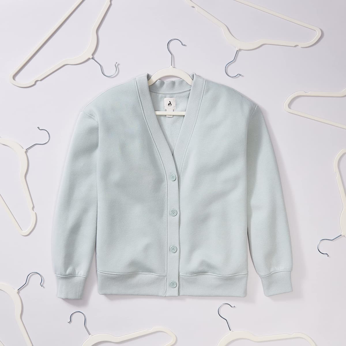 Amazon Basics Perchas de Terciopelo para Trajes - Paquete de 50, Marfil — view 3