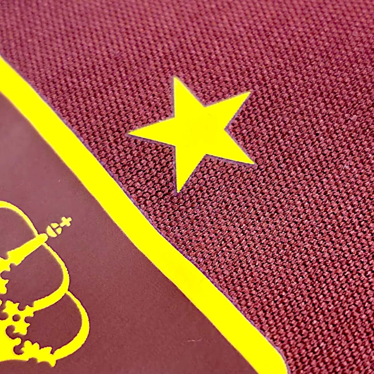 Camiseta España 2026-2028 | Pedri 20 Dorsal y Nombre | Color Blanco con Detalles Granate | Manga Corta | Diseño Futbol Aficionados | Tejido Transpirable Deportivo — view 4