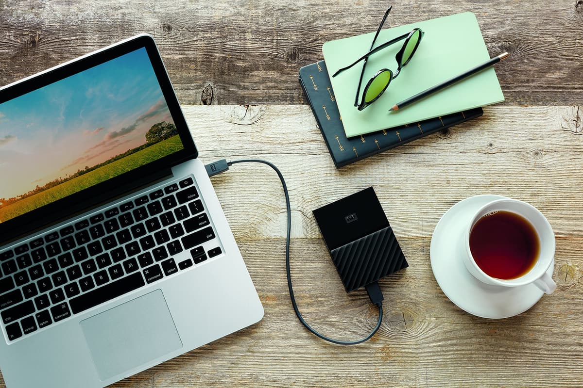 WD My Passport For Mac - Disco Duro Portátil de 3 TB, Negro — view 5