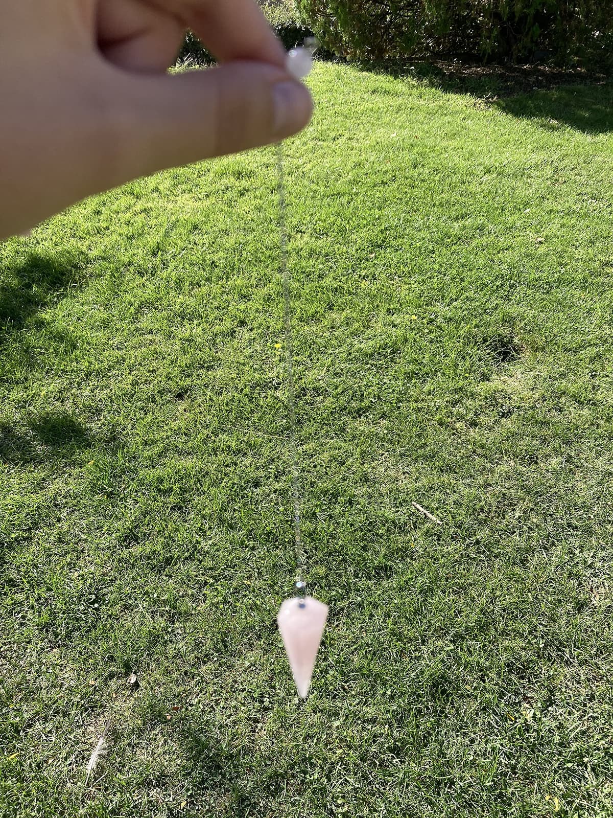 Péndulo piedra natural cuarzo Rosa, Péndulo de Cristal, Péndulo de Cristal Hexagonal Vintage para Radiestesia, péndulo Chakra Reiki Adivinación Meditación Wicca (Rosa) — view 4
