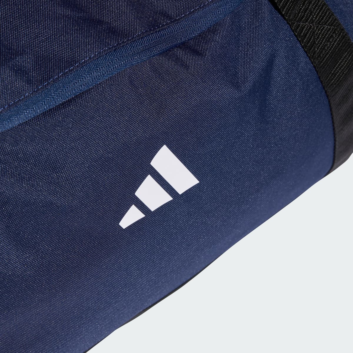 adidas Unisex - Adulto Tiro Duffle Bag Medium, Team Navy Blue 2/White, One Size — view 3